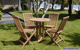 TGF 252 B  4 Legs Round Café Table D 70 & TGF 001  Folding Chair (4 pcs)