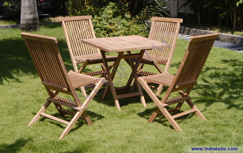 TGF 205 B New Square Folding Table 70x70 & TGF 001  Folding Chair (4 pcs)