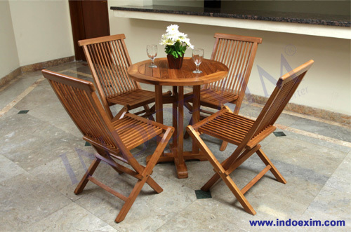 TIF 252 A  4 Legs Round Table D 60 & TIF 252 B  4 Legs Round Table D 70 & TIF 252 C  4 Legs Round Ta