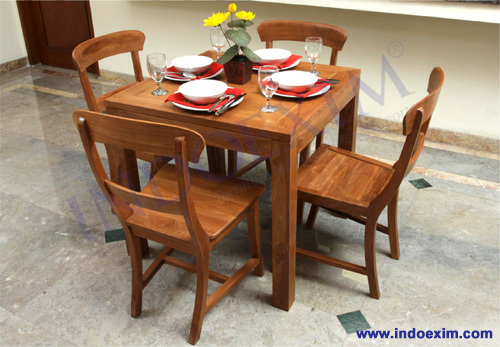 TIF 220 A  Richard Table 80x80 & TIF 376 London Chair