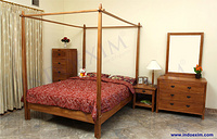 Cheval Bed Set