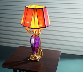 LADY BIG TABLE LAMP