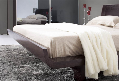 106 bedroom-Bed