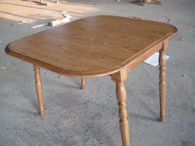 Laminate Leg Table