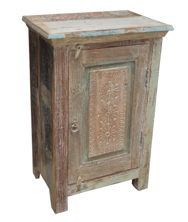 WOODEN CARVED BED SIDE