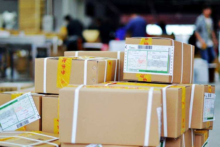 China accounts for 40 percent of global ecommerce transactions