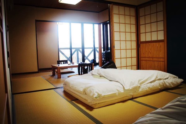 Japan,wooden,bedroom