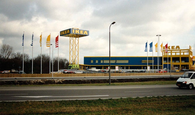 IKEA, global
