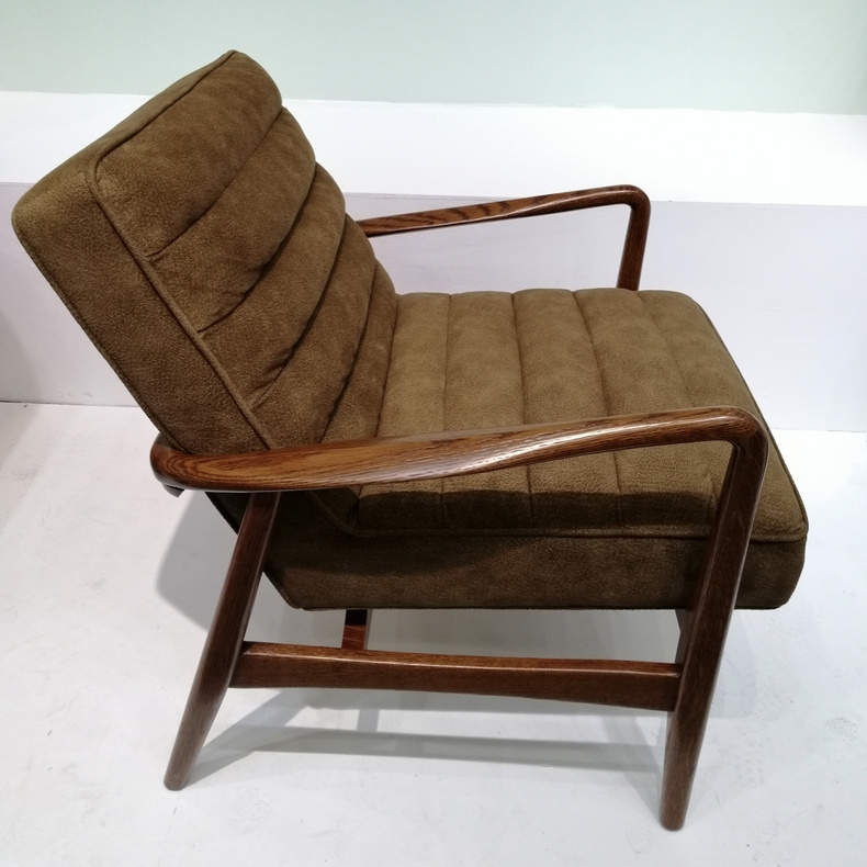 950249 Lounge Chair