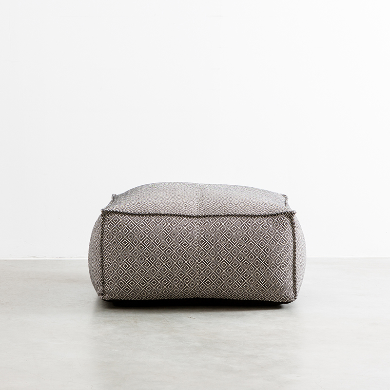 Nordic Bill pouf - black and white pattern
