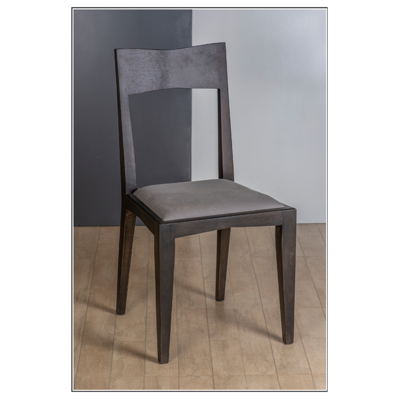 Living oom  Chair-test