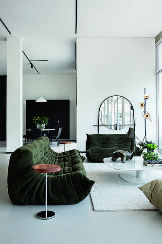 Togo, Michel Ducaroy Furniture Set
