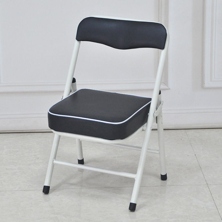 Custom Colorful Plastic Cushion Folding Chair