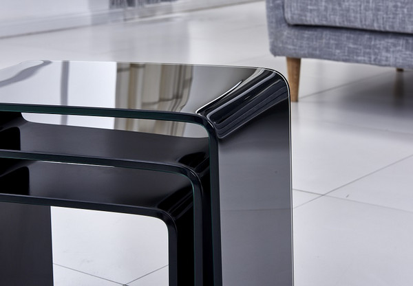GLASS  BLACK NESTING TABLE