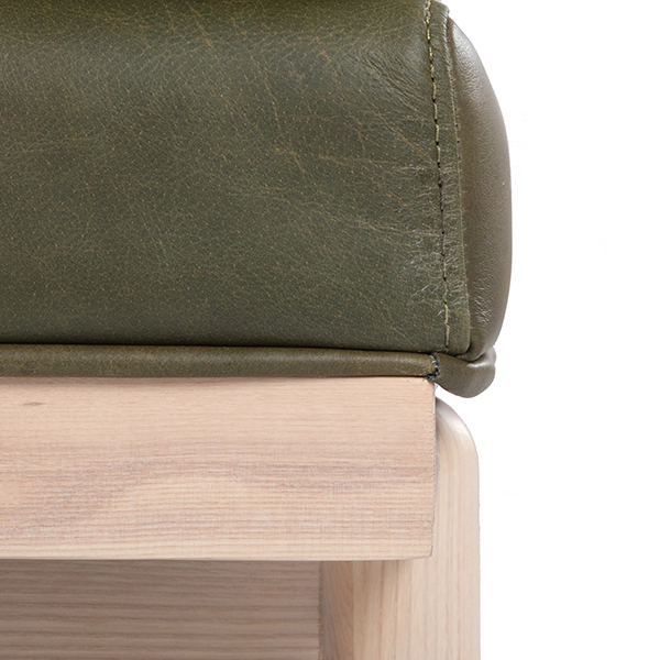 Cantor Leather Chaise 260-109501