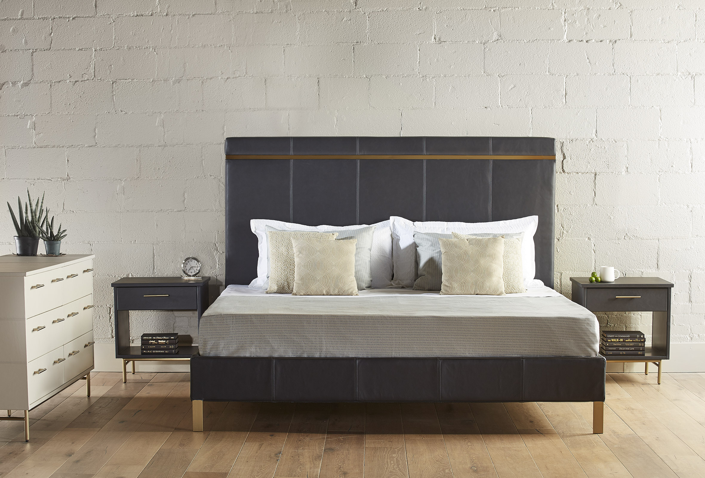 Munro 1.8m Leather Bed