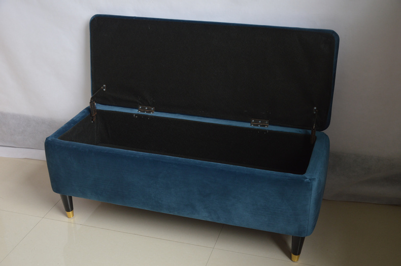 STORAGE COUCH