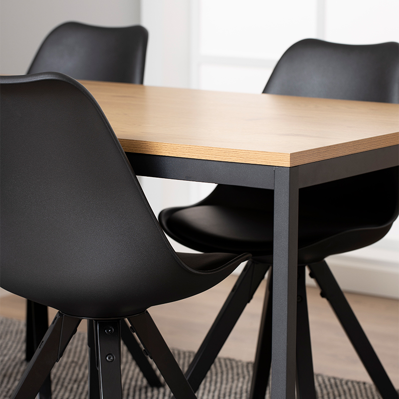 Seaford dining table