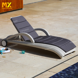 GT outdoor lounge chair/sunbed