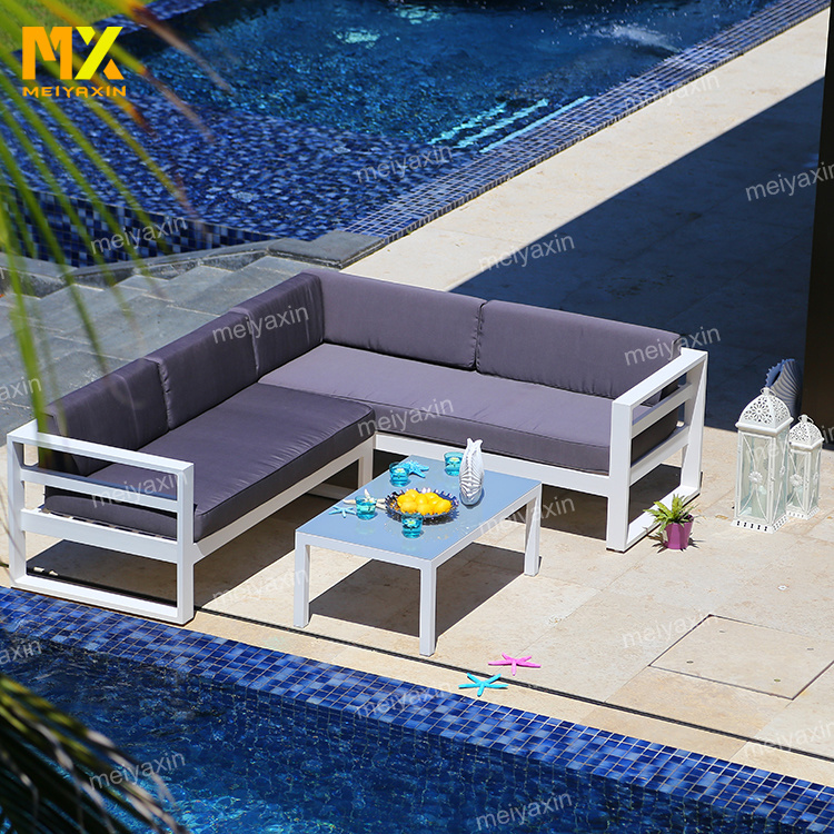 HEBE outdoor sofa