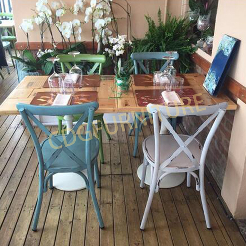 Rental Restaurant Cafe Cross Back Antique Chairs Outdoor Indoor Stackable Iron Restaurant Cafe Chairs 657S-H45-ALU