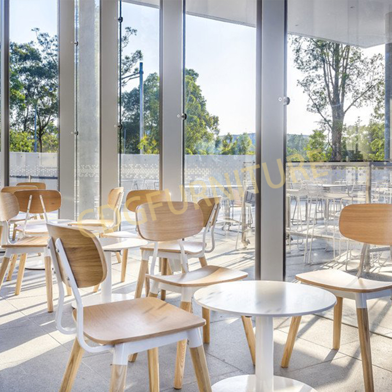 Factory Wholesale Fashion Design Wooden Seat Wood Legs Metal Frame Stacking Dinning Bistro Coffee Chair