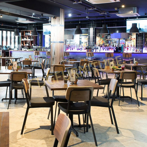 Wholesale Factory Directly Modern Design Luxury Restaurant Wooden Seat Metal Frame Chair Commercial Coffee Shop Nordic Style Chair 705-H45-STW