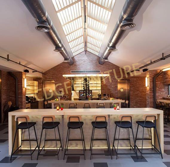 New Modern Metal Bar Stool Chair Wholesale Industrial Design Wooden Bar Stool For Bistro Cafe Shop Concept  705-H75-STWPU