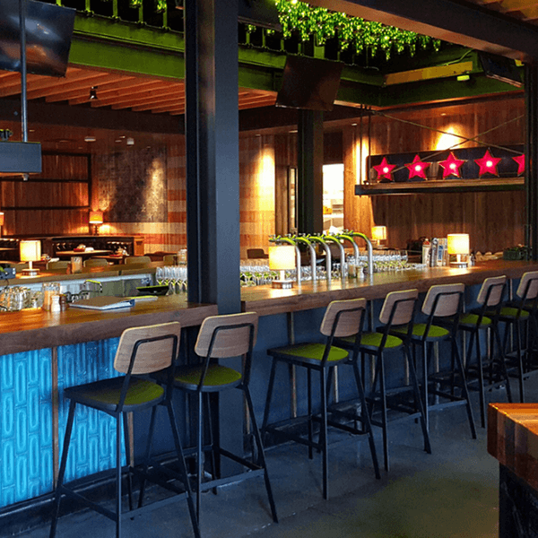 New Modern Metal Bar Stool Chair Wholesale Industrial Design Wooden Bar Stool For Bistro Cafe Shop Concept  705-H75-STWPU