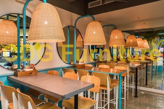 Wholesale Antique Industrial Wooden Seat Iron Frame Tall Bar Chair Fashionable Style Wood Seat Metal High Bar Stool Chair 711-H65-STW