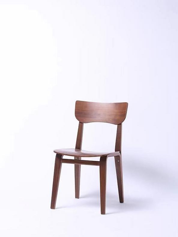 C7 Chair