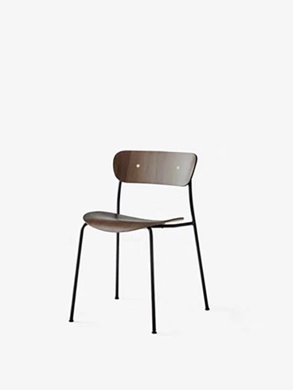 C12 Chair