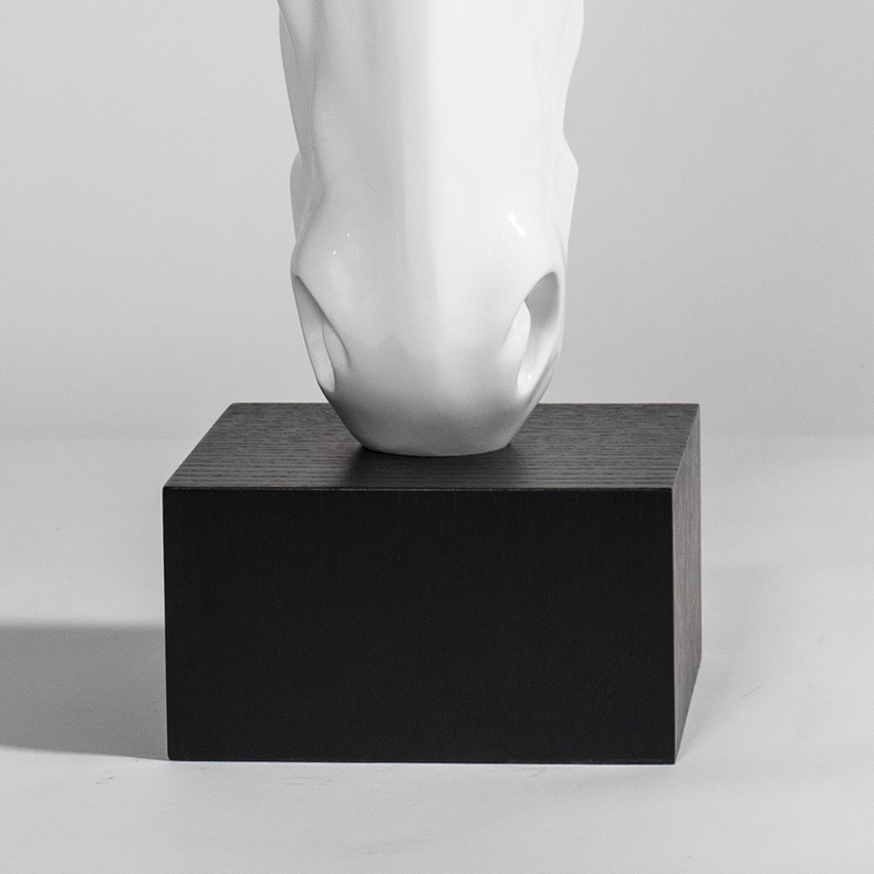 Polyresin Sculpture HA16027