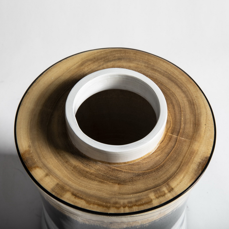 Wooden vase GB16040