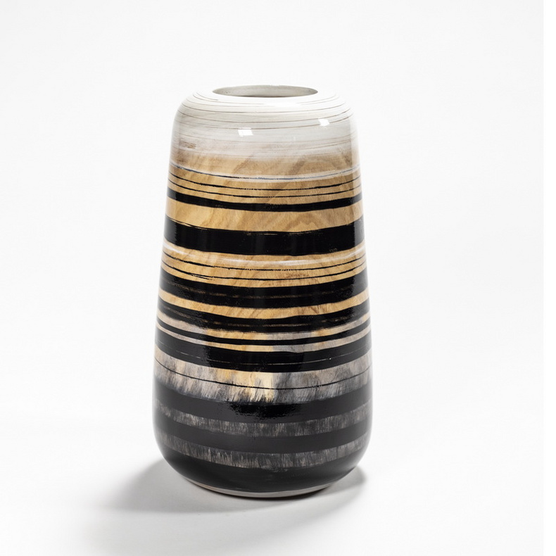 Wooden vase GB17247