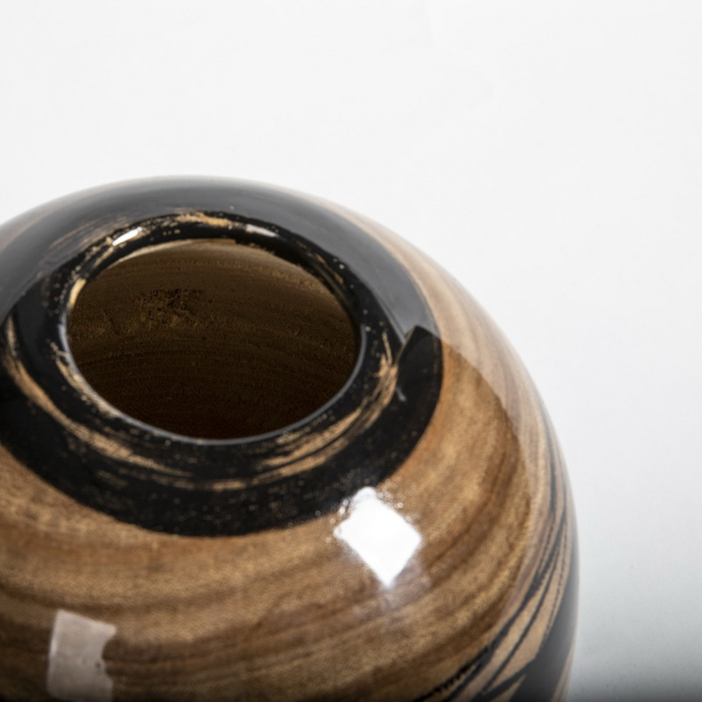Wooden vase GB17249