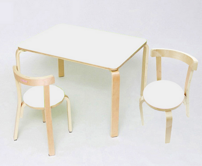 Kids' table set