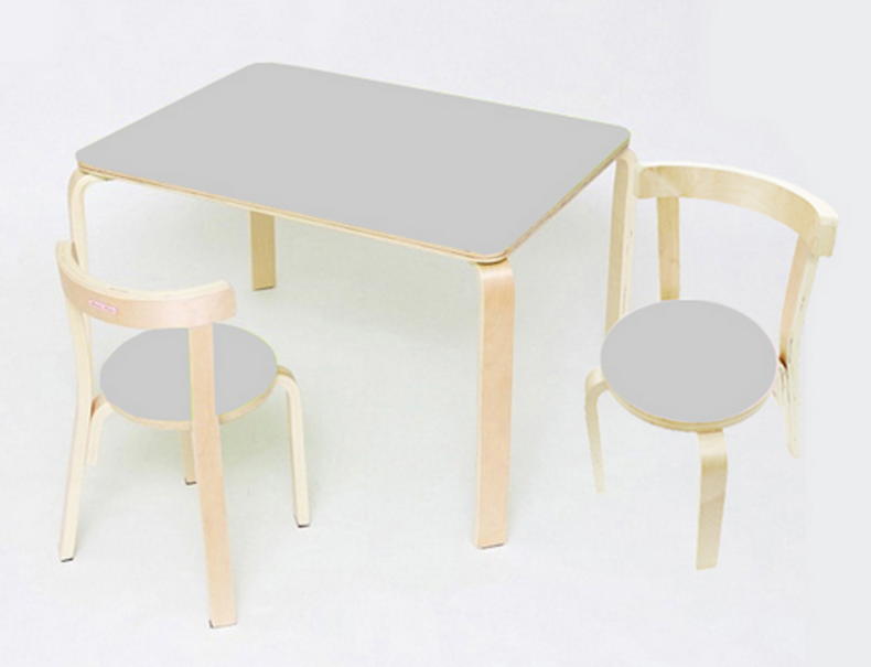 Kids' table set