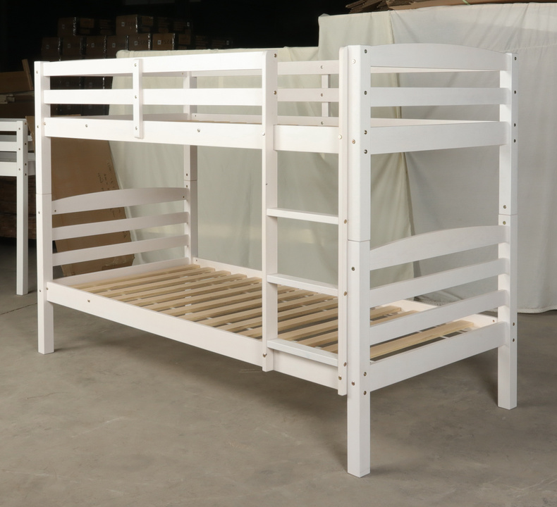 Pine bunk bed