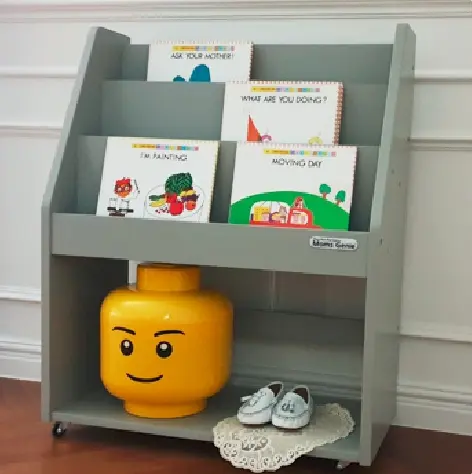 Kids' book shelf