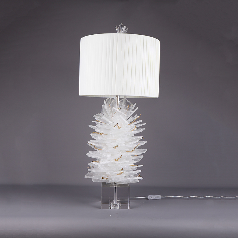 Modern Fashionable Table Lamp