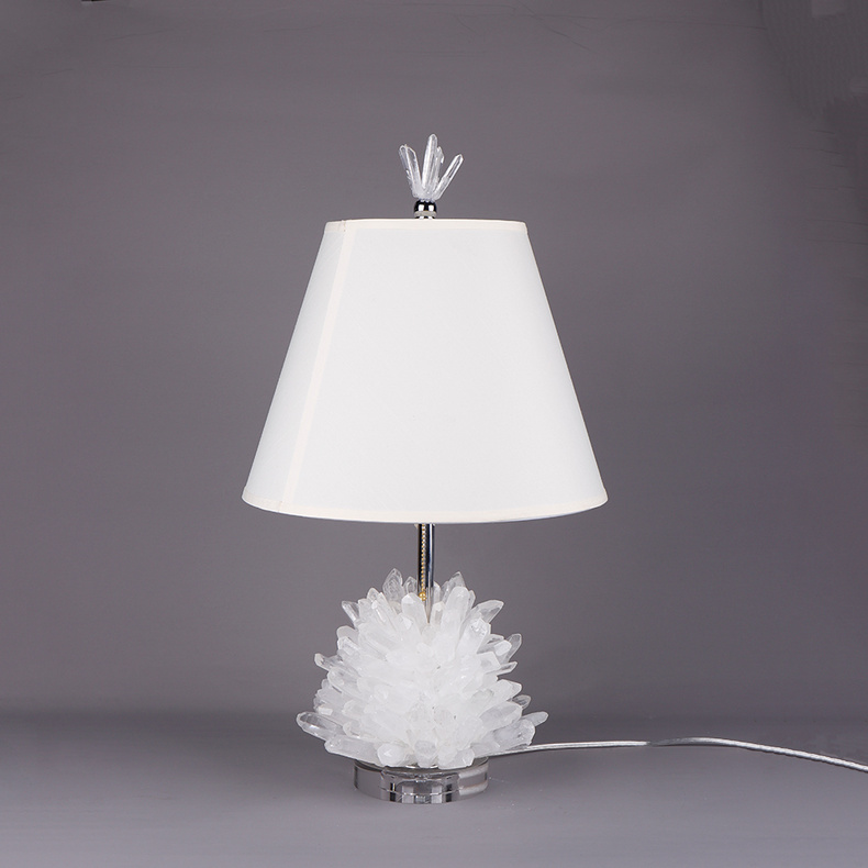 Modern Fashionable Table Lamp