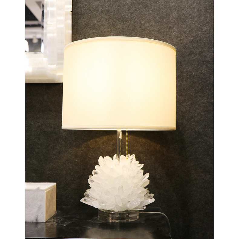 Modern Fashionable Table Lamp