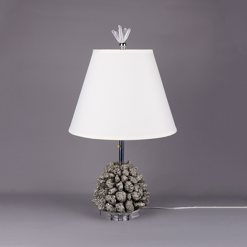 Modern Fashionable Table Lamp