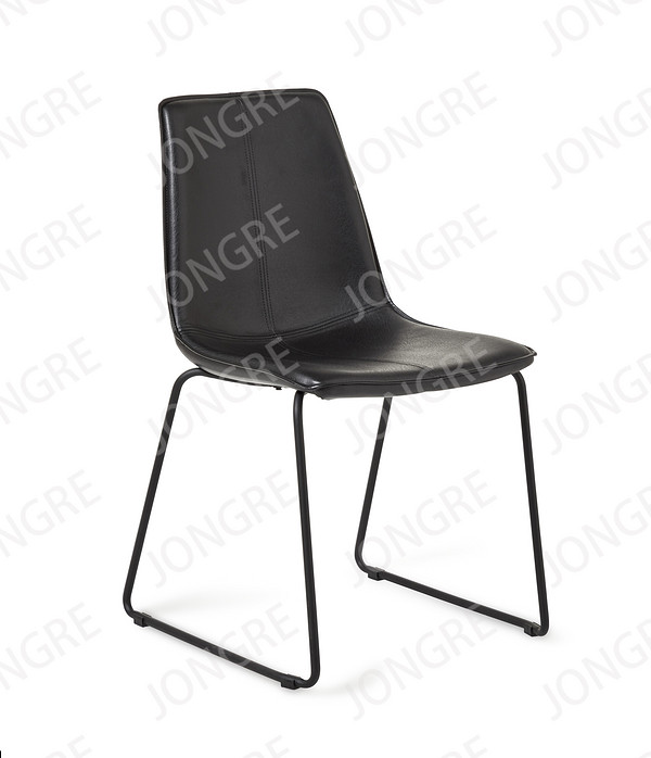 Menton Chair