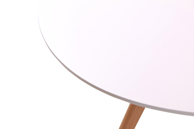 classic  round dining table