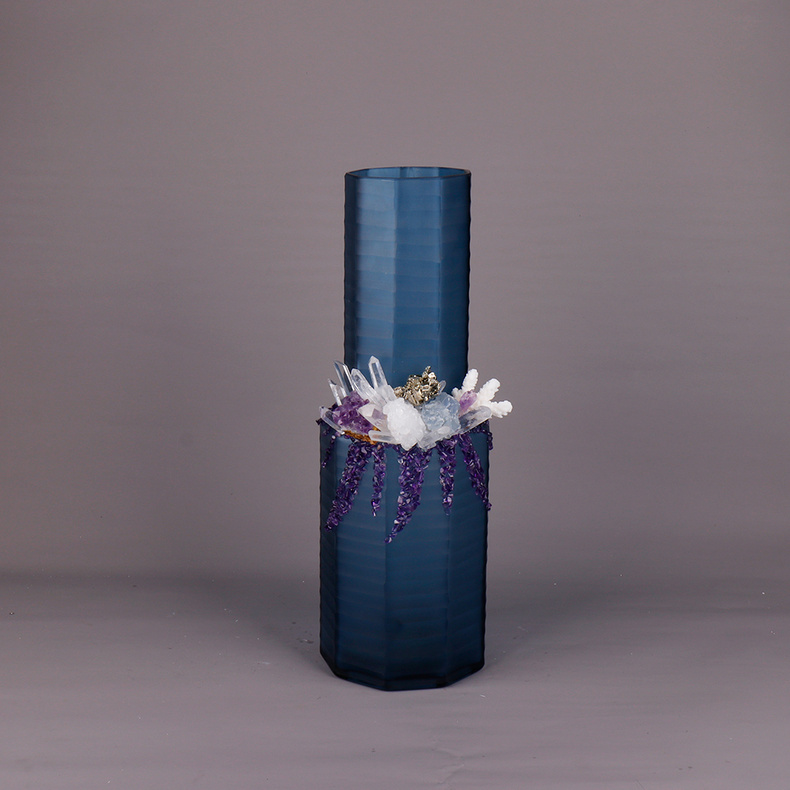 Exquisite irregular Uniquely Shaped Flowers Vase