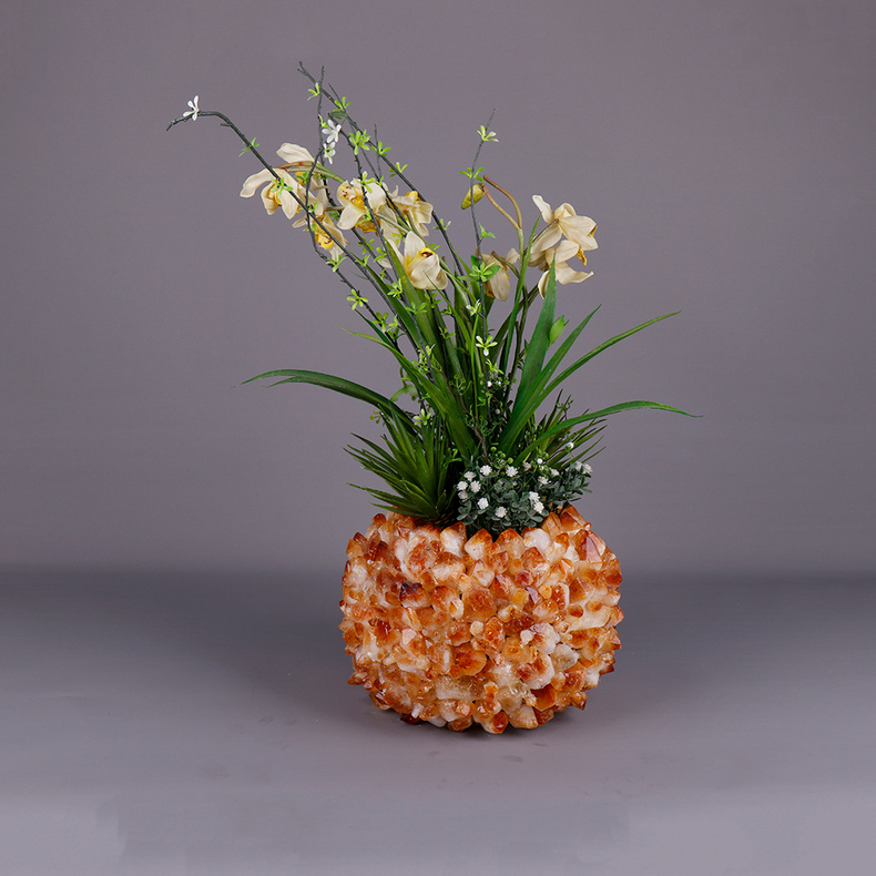 Exquisite irregular Uniquely Shaped Flowers Vase