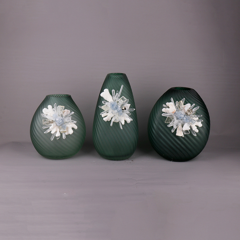 Exquisite irregular Uniquely Shaped Flowers Vase