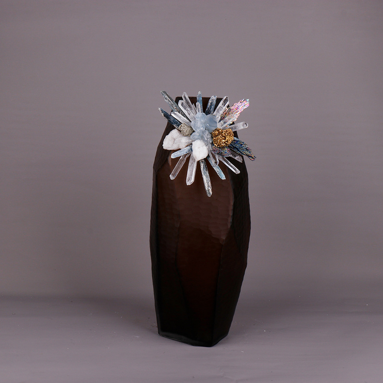 Exquisite irregular Uniquely Shaped Flowers Vase